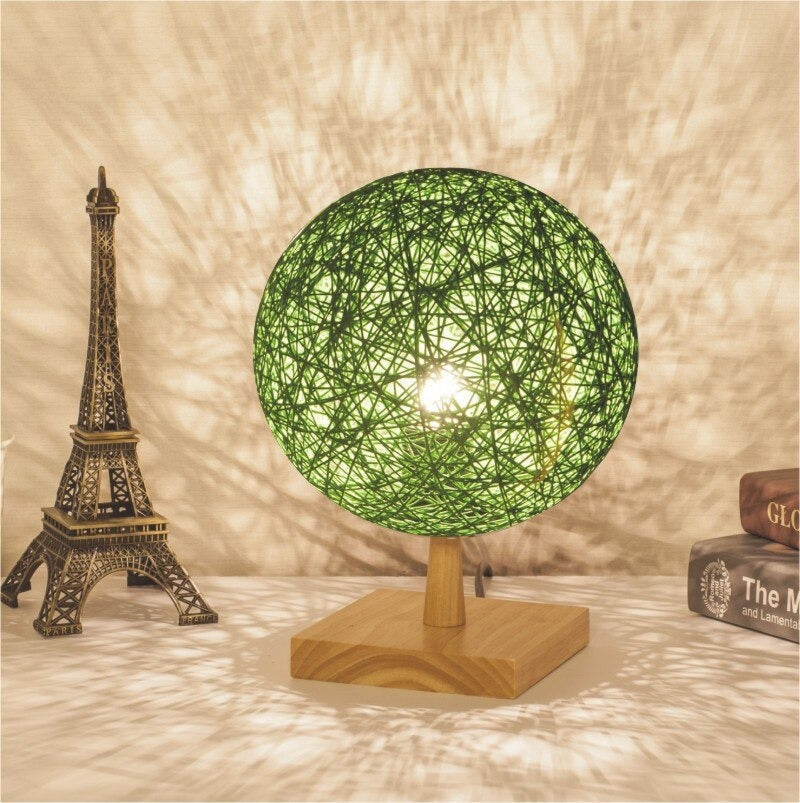 lampe de chevet en rotin et bois