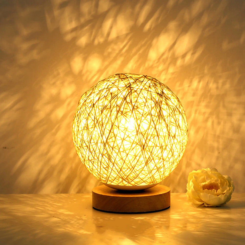 lampe de chevet en rotin
